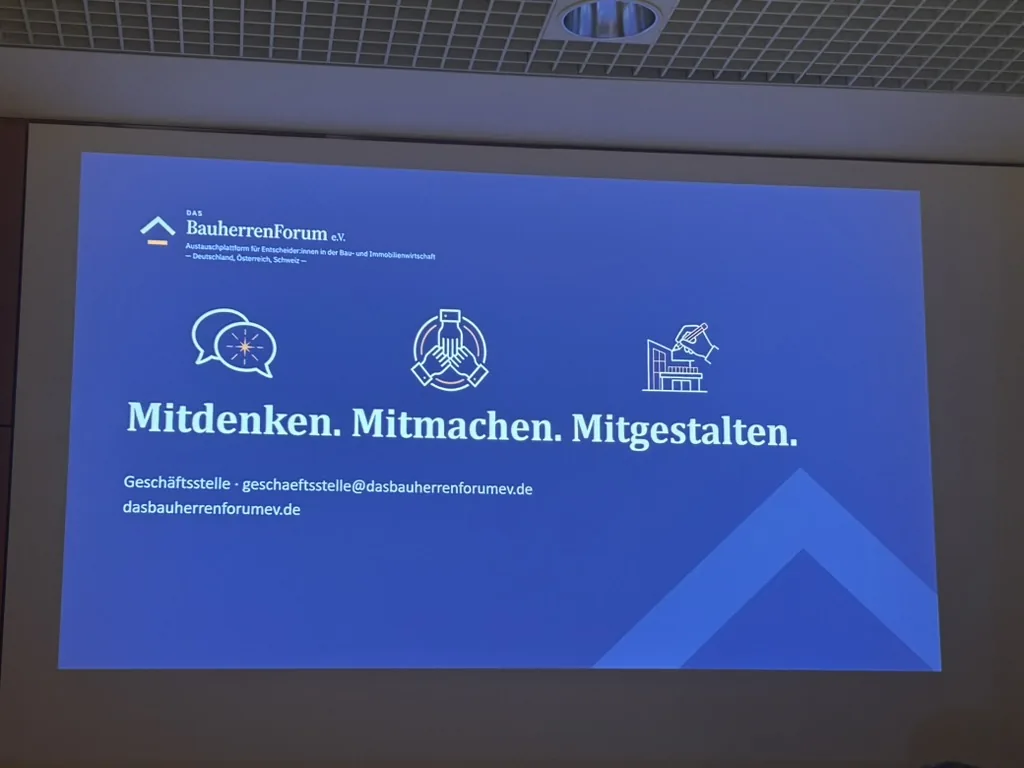 Schlussfolie mit dem Claim des Verbandes